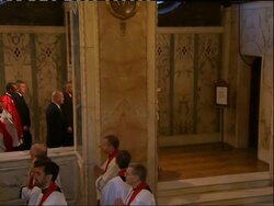 WRAP Westminster arrival, Mass ADDS Pope speech News Clip