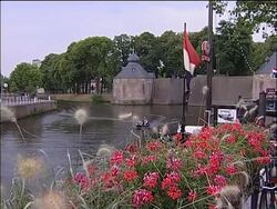 Dutch fans hope WCup final will repeat of 16th century victory over the Spanish News Clip