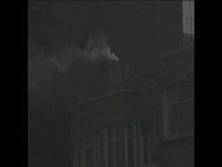 SYND 26 12 75 SHOPPING COMPLEX FIRE IN ISTANBUL News Clip