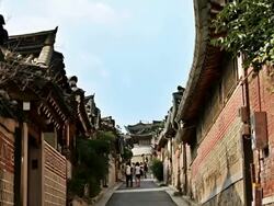 MS T/L People at Bukchon Hanongmaeul Folk Village alley / Seoul, South Korea Stock Footage