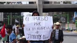 CLEAN : Thousands of Guatemalans demand president's resignation News Clip