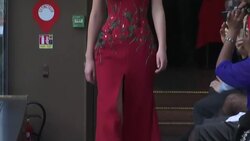 Jessica Minh Anh stages floating fashion show on the Seine Instructional Video