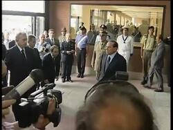 Journalists call for media blackout over wiretap bill News Clip