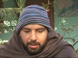 6 Pakistanis infected, one fatally, with H5N1 bird flu, government says News Clip