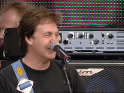 Irish rocker Bob Geldof unveils anti poverty report card ahead of G-8 summit News Clip