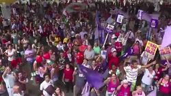 VOICED : Brasilenas marchan en defensa de la mujer Rousseff y Lula News Clip