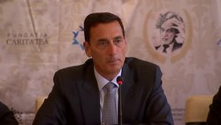 Hundreds of Romanian Jews partake in night march News Clip