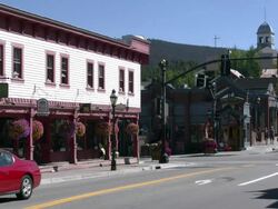 Breckenridge city center street corner Stock Footage