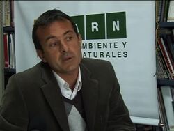 Residents fight to get heavily polluted river cleaned up News Clip