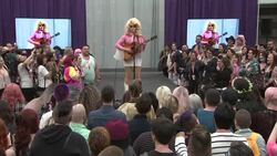 The fourth annual RuPaul’s DragCon kicks off in Los Angeles News Clip