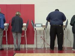 MS, PAN, People casting their votes at electronic voting machines, Toledo, Ohio, USA Stock Footage
