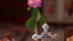 Silver crucifix Stock Footage