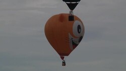 Hot air ballooning takes off News Clip