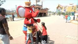CLEAN : Indias most elaborate theme park opens News Clip