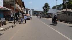 CLEAN : Sierra Leone pastor unearths massive 706-carat diamond News Clip