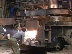 electric arc furnace Stock Footage