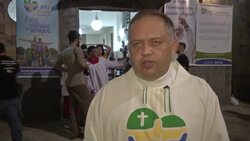 Favela se prepara para el papa News Clip