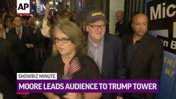 ShowBiz Minute: Moore, Craig, Elvis News Clip