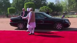 CLEAN : Indian PM Modi greets Australian counterpart Turnbull in Delhi News Clip