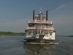 MS POV Steam boat moving in Hannibal Mississippi river / Hannibal, Missouri, United States Stock Footage