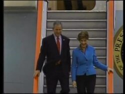 Bush arrives, visits old town Instructional Video