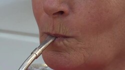 CLEAN : Uruguay's elderly tango their way to better health News Clip