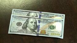 CLEAN : US launches new $100 banknote News Clip