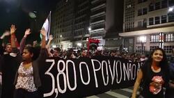 VOICED : Protesta en Brasil termina con enfrentamientos con la Policia News Clip