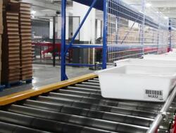 express delivery sorting assembly line Stock Footage