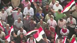 VOICED : Marchas a favor y contra Mursi News Clip