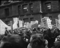 FARMERS PROTEST News Clip