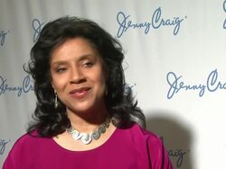 Jenny Craig Announces TV Mom Phylicia Rashad as Next Celebrity Spokesp Stock Footage