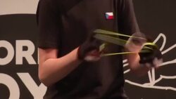 Some 300 competitors from around the world participate in the yoyo world championships Instructional Video