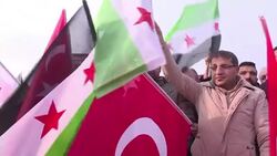 CLEAN : Thousands protest Aleppo siege near Turkish border News Clip
