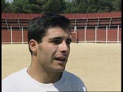 SPAIN: FEMALE MATADORS LEARN BULLFIGHTING News Clip