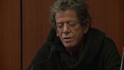 CLEAN : Rocker Lou Reed launches book News Clip