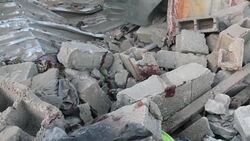 CLEAN : Libyans gather to see IS camp destroyed in US air strike News Clip