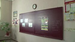 VOICED : Bombardean escuela en Ucrania News Clip