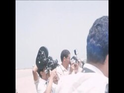 SYND 30 7 71 SADAT ARRIVES FOR VISIT News Clip
