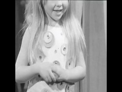 SYND 29 3 69 PACO RABANNE PRESENTS SPRING FASHION COLLELCTION News Clip