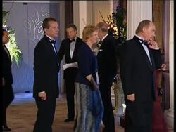 WRAP Pre-dinner photo op of G8 leaders with queen plus departures News Clip