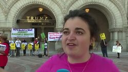 VOICED : Trump inaugura entre protestas su hotel de lujo en Washington News Clip