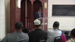 Detroit mosque offers prayers for Muhammad Ali News Clip