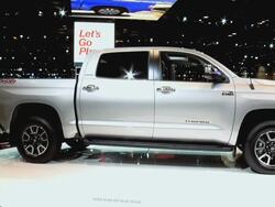 2014 Toyota Tundra Limited montage Stock Footage