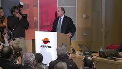 VOICED: Repsol reclama 10.000 millones USD News Clip