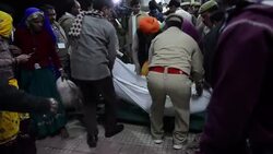 CLEAN : 20 reported dead as stampede mars Indias News Clip