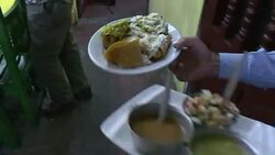 CLEAN : Two liters of oil for a lunch: barter in Venezuela News Clip