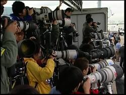 US President Obama departs Japan for Singapore News Clip