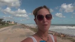 VOICED : Matthew deja muertos y destruccion en EEUU News Clip