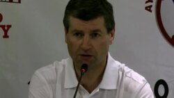 Retired Manchester United players to take part in friendly for charity News Clip